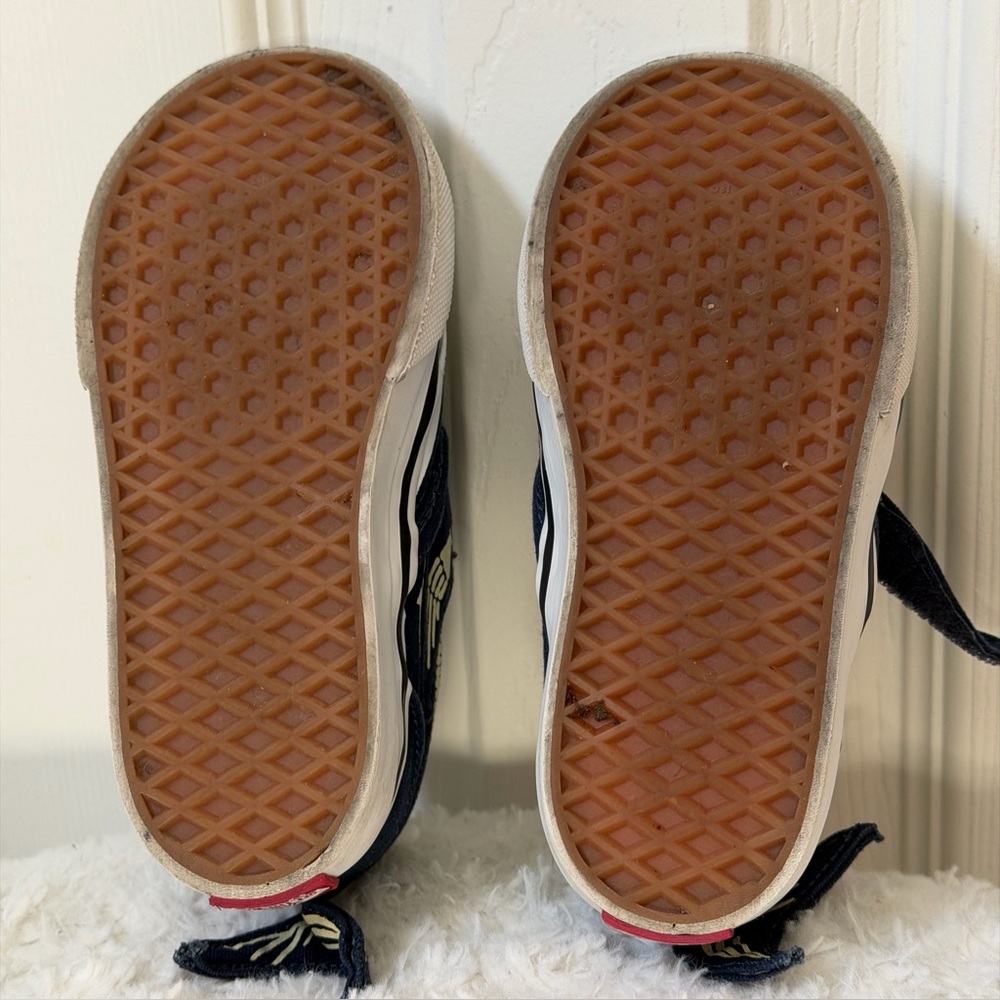Vans Slip-on Navy V Shark Glow XRay Ocean Blue Sneakers for Kids Size 7.0 - Picture 12 of 12